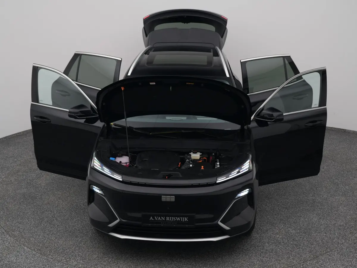 NEW | 1.5 Max+ | 18x BESCHIKBAAR | 136 KM ELEKTRISCH | PANO | HUD | ADAPTIVE | STOEL- EN STUURVERW. + VENT. + MASSAGE