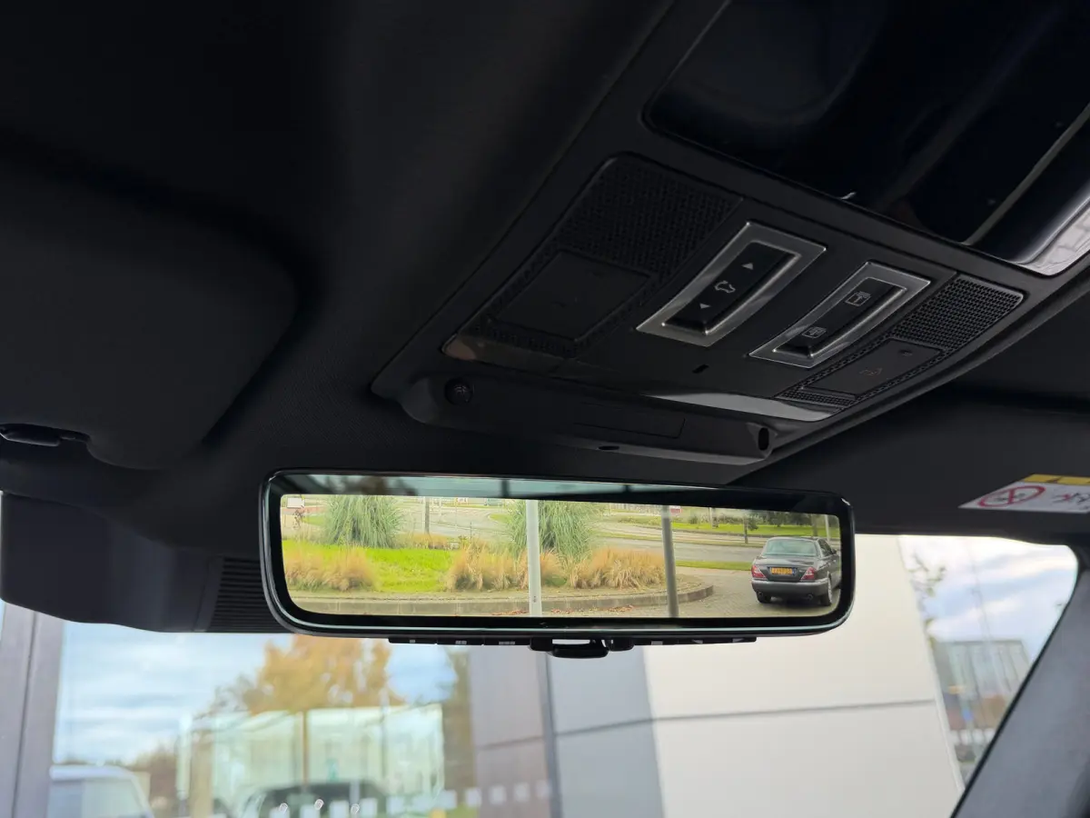 P400e 110 X | Satin PPF | El. trekhaak | Koelbox | 22" | Pano | Cold Climate | Head-Up | 4-Zone Climate