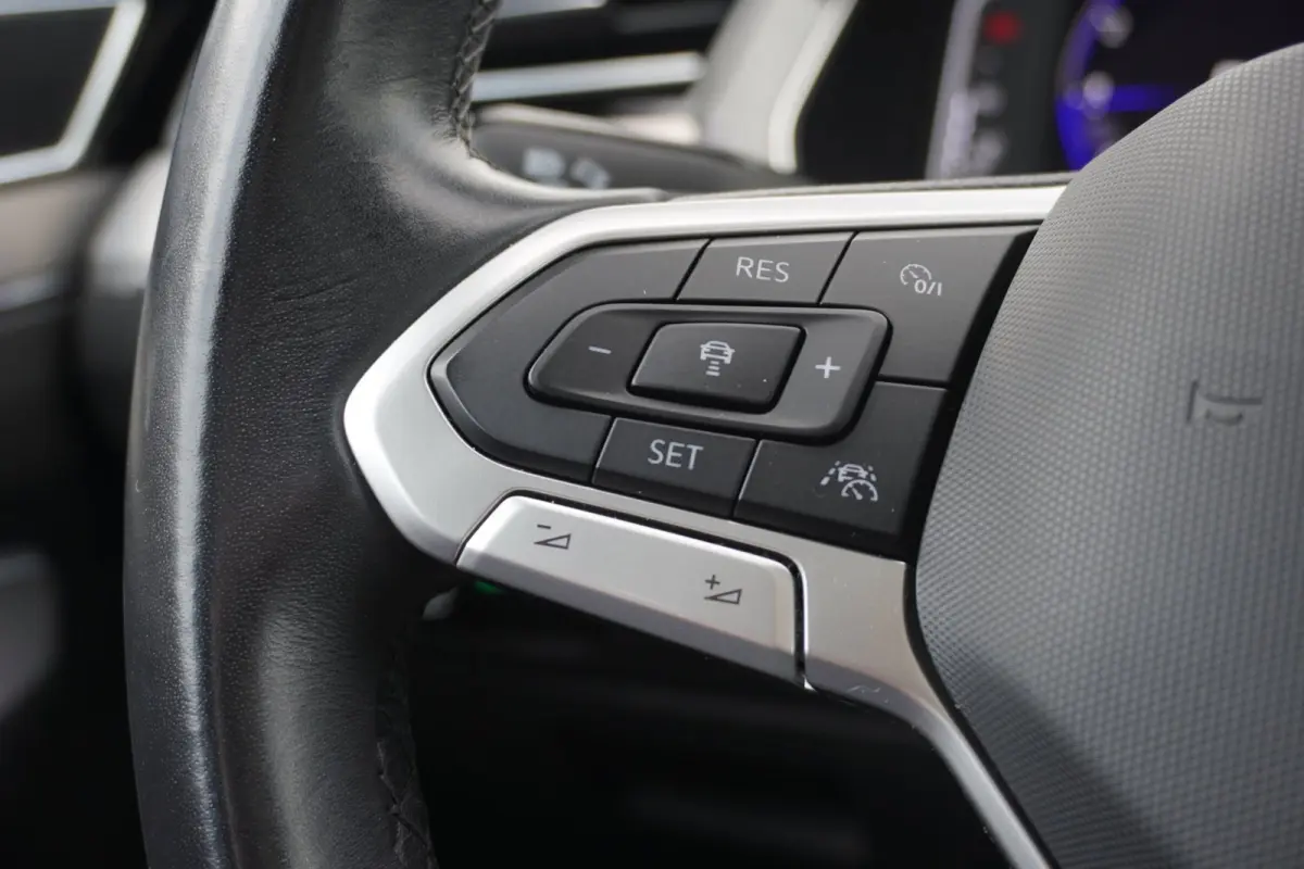 1.5 TSI R-Line Business + Panodak | Carplay | Automaat | Camera | Vol opties | Inruil mogelijk