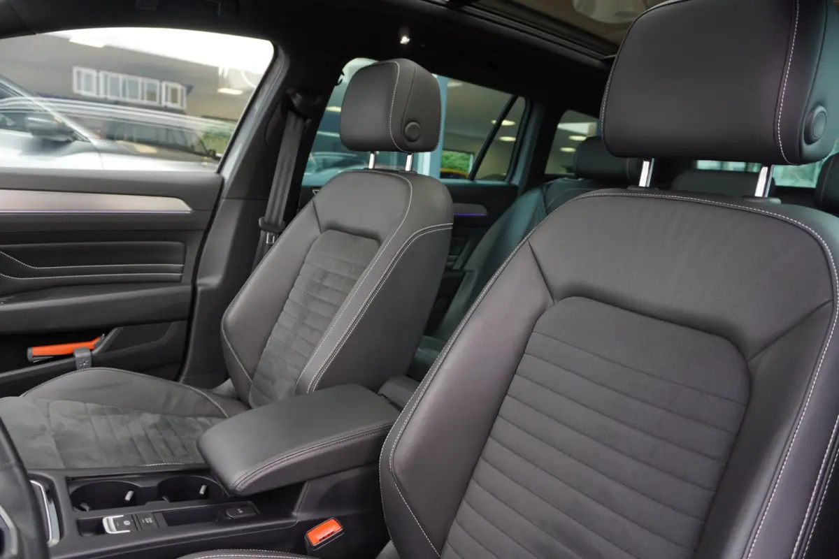 1.5 TSI R-Line Business + Panodak | Carplay | Automaat | Camera | Vol opties | Inruil mogelijk