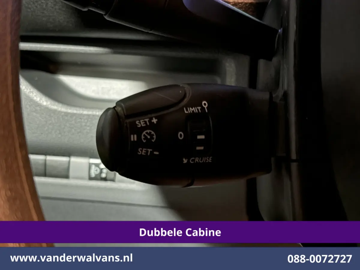 2.0 BlueHDI 123pk L3H1 Dubbele Cabine Euro6 Airco | 5-Zits | 2500kg Trekhaak Cruisecontrol, Parkeersensoren