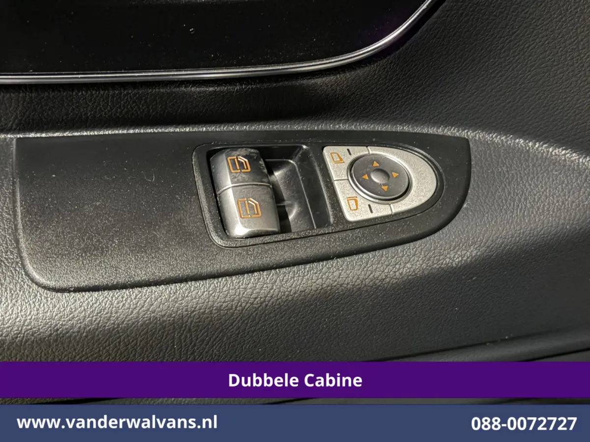 116 CDI 164pk L2H1 Dubbele cabine Automaat Euro6 Airco | 5-Zits | Camera | 2x Zijdeur | LED | Apple Carplay 2500kg Trekhaak, Cruisecontrol, Android Auto, Lederen Bekleding, Parkeersensoren