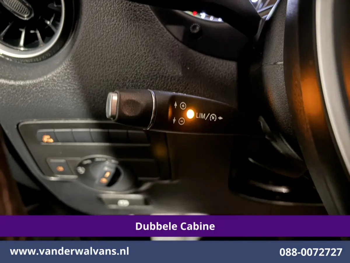 116 CDI 164pk L2H1 Dubbele cabine Automaat Euro6 Airco | 5-Zits | Camera | 2x Zijdeur | LED | Apple Carplay 2500kg Trekhaak, Cruisecontrol, Android Auto, Lederen Bekleding, Parkeersensoren