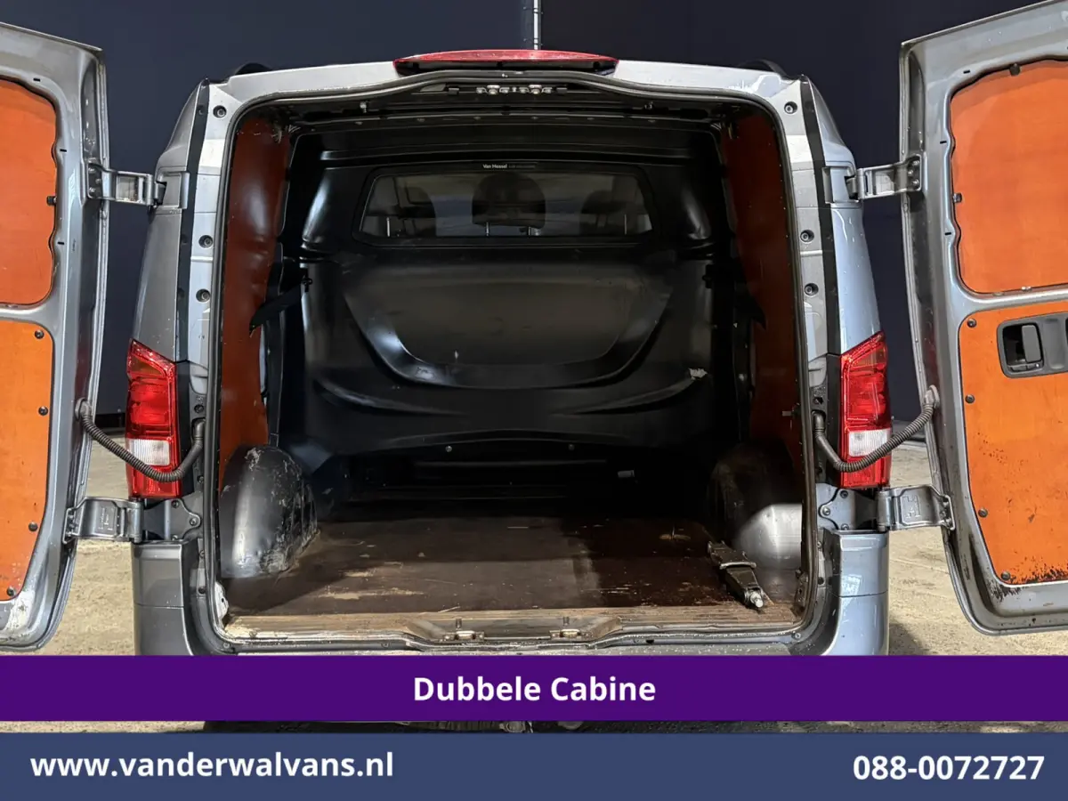 116 CDI 164pk L2H1 Dubbele cabine Automaat Euro6 Airco | 5-Zits | Camera | 2x Zijdeur | LED | Apple Carplay 2500kg Trekhaak, Cruisecontrol, Android Auto, Lederen Bekleding, Parkeersensoren