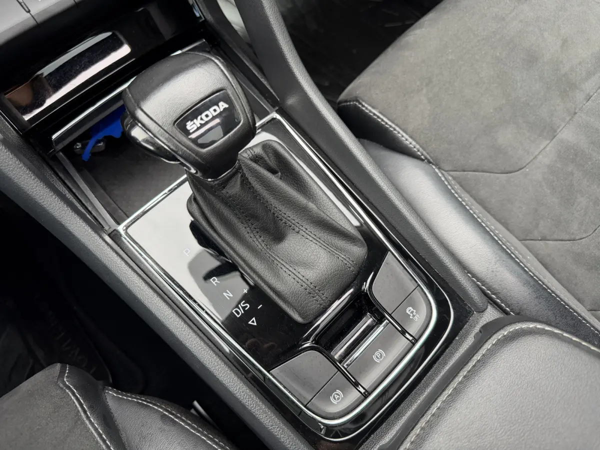1.5 TSI Business Edition Plus 7p. Schuifdak