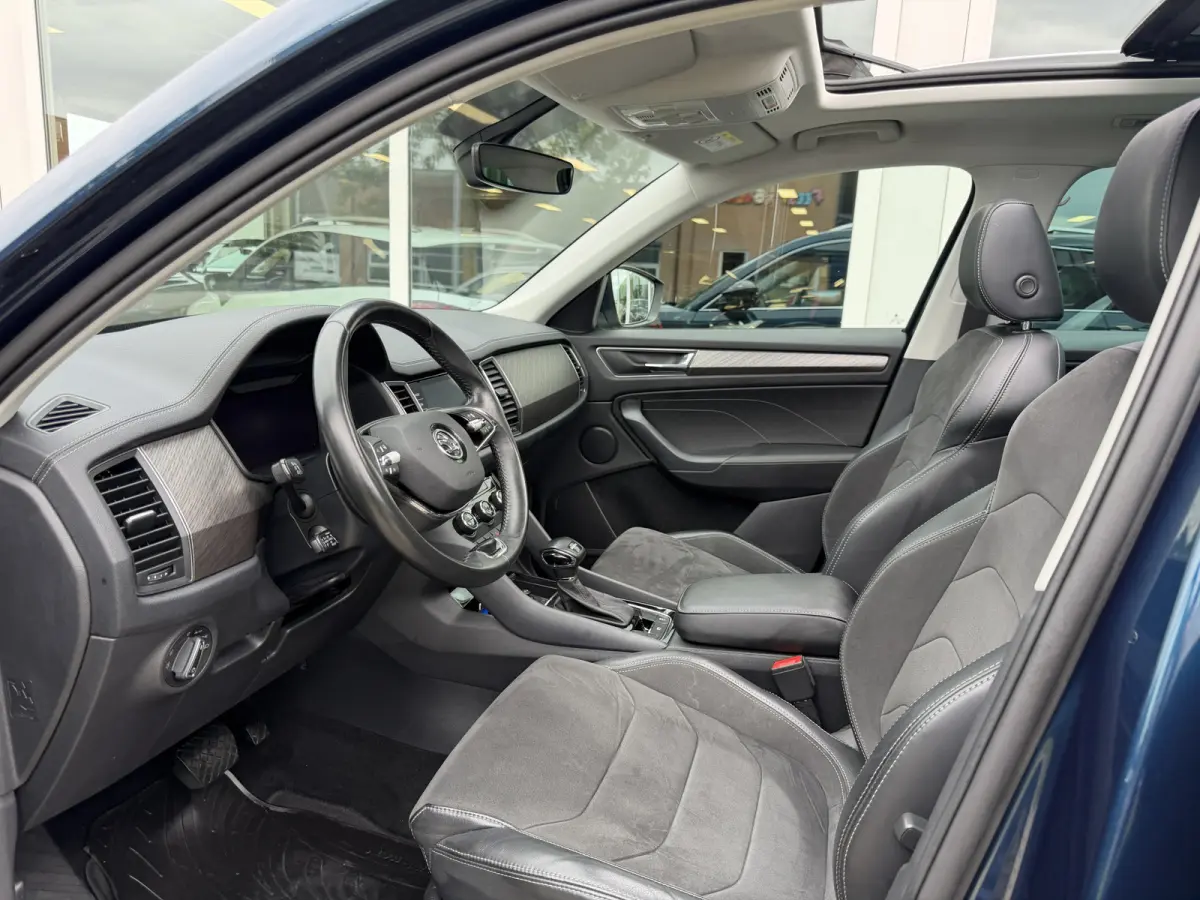 1.5 TSI Business Edition Plus 7p. Schuifdak