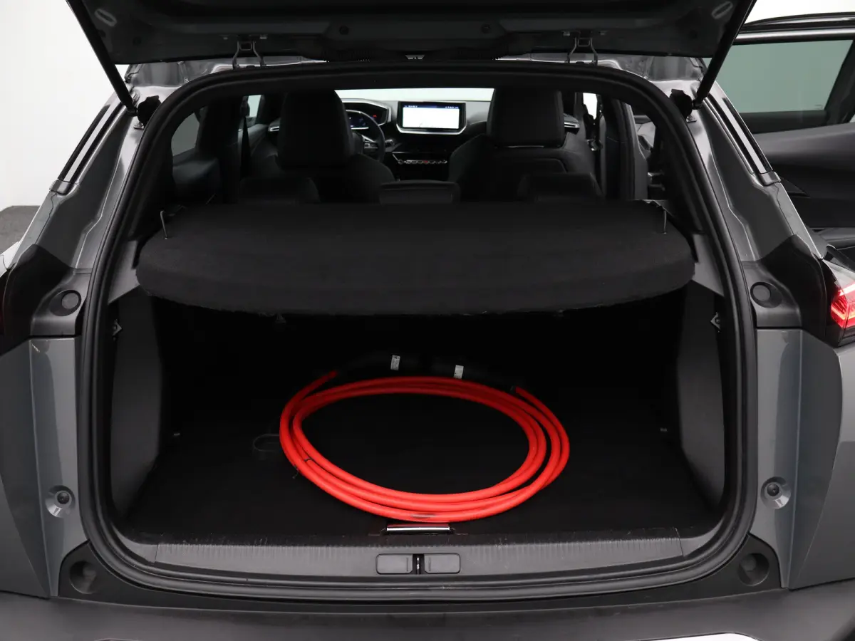 EV GT 54 kWh SOH 96% | 3 Fase | Carplay | Drive Assist | Navigatie | Camera | Matrix LED | 17" Lichtmetalen Velgen | PDC V+A | Origineel NL!