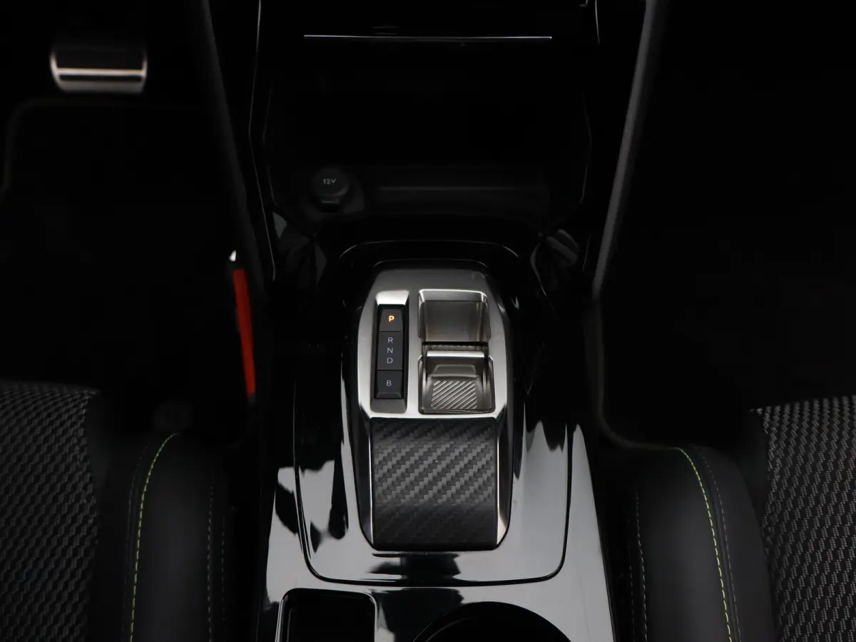 EV GT 54 kWh SOH 96% | 3 Fase | Carplay | Drive Assist | Navigatie | Camera | Matrix LED | 17" Lichtmetalen Velgen | PDC V+A | Origineel NL!