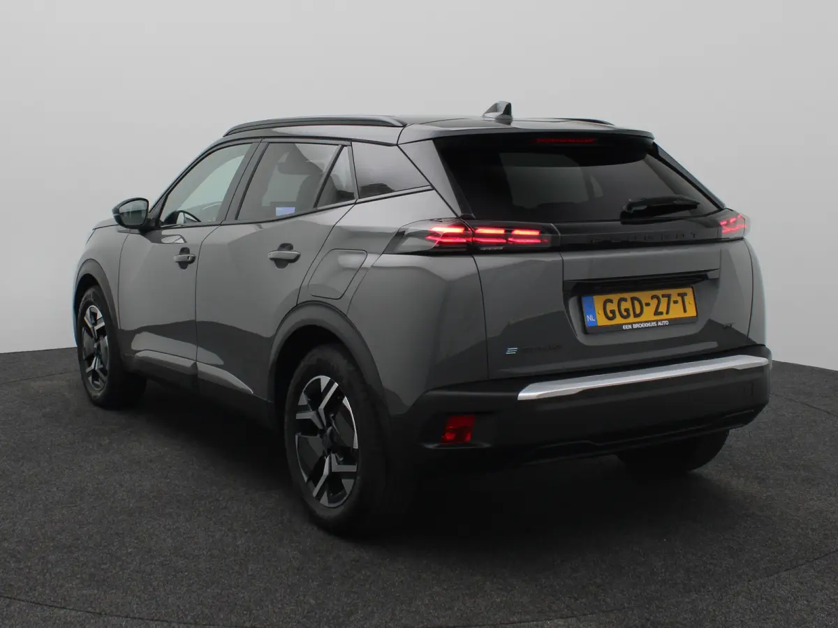 EV GT 54 kWh SOH 96% | 3 Fase | Carplay | Drive Assist | Navigatie | Camera | Matrix LED | 17" Lichtmetalen Velgen | PDC V+A | Origineel NL!