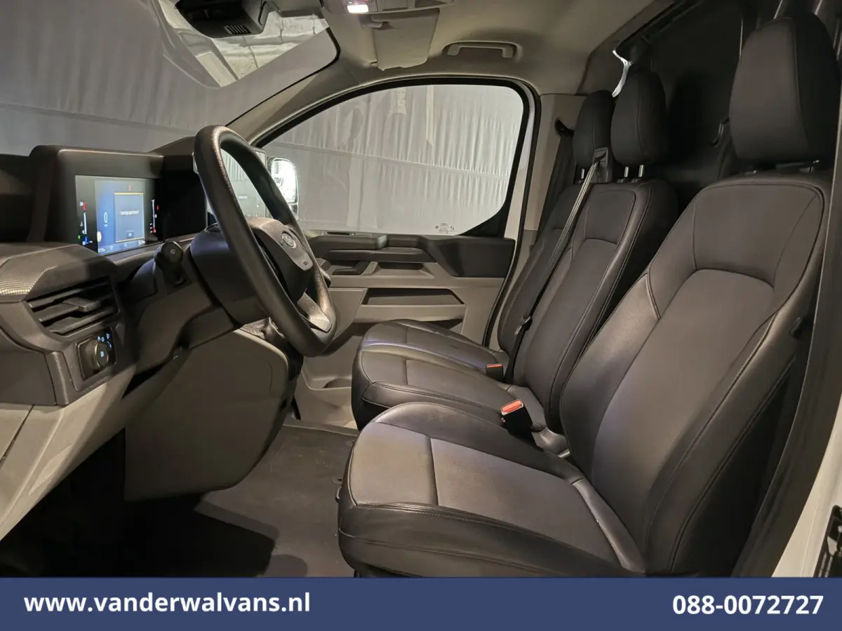 2.0 TDCI 136pk L2H1 Euro6 Airco | Camera | LED | Apple Carplay | Cruisecontrol Android Auto, Verwarmde Voorruit, Parkeersensoren, Bijrijdersbank, 2740kg laadvermogen