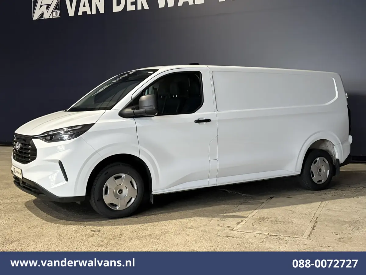 2.0 TDCI 136pk L2H1 Euro6 Airco | Camera | LED | Apple Carplay | Cruisecontrol Android Auto, Verwarmde Voorruit, Parkeersensoren, Bijrijdersbank, 2740kg laadvermogen