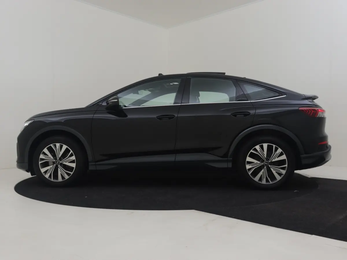 40 S edition 77 kWh l Lederen bekleding l Panoramadak l Stoelverwarming l Parkeersensoren l Lm-Velgen l