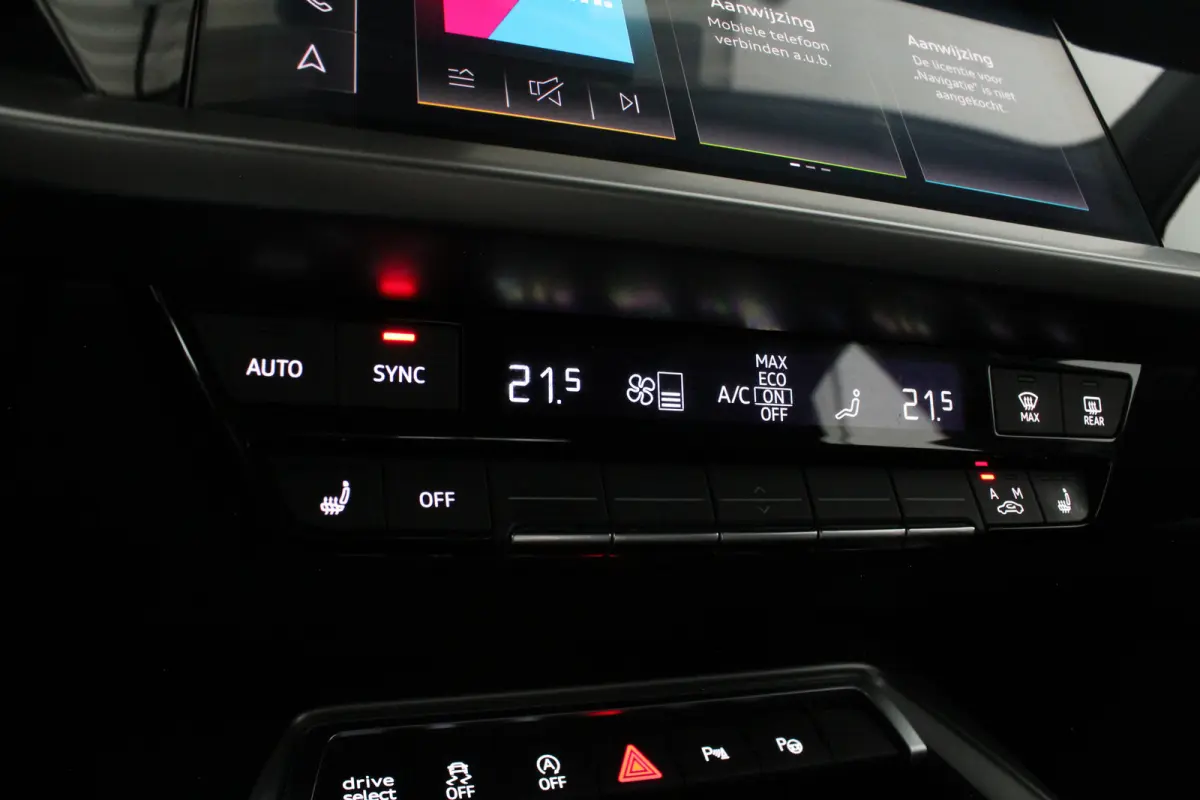 35 TFSI Advanced edition > 150pk/18 inch/Stoelverwarming/ Navarrablauw