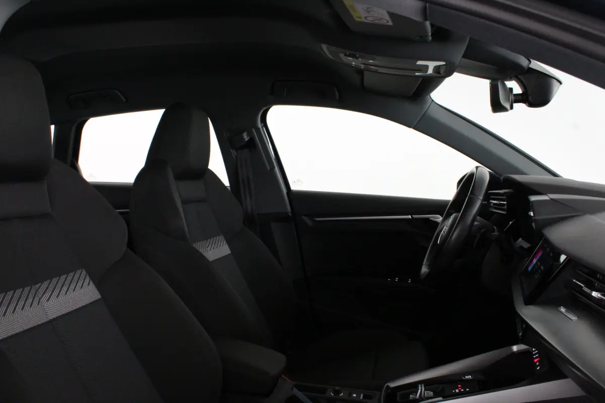 35 TFSI Advanced edition > 150pk/18 inch/Stoelverwarming/ Navarrablauw