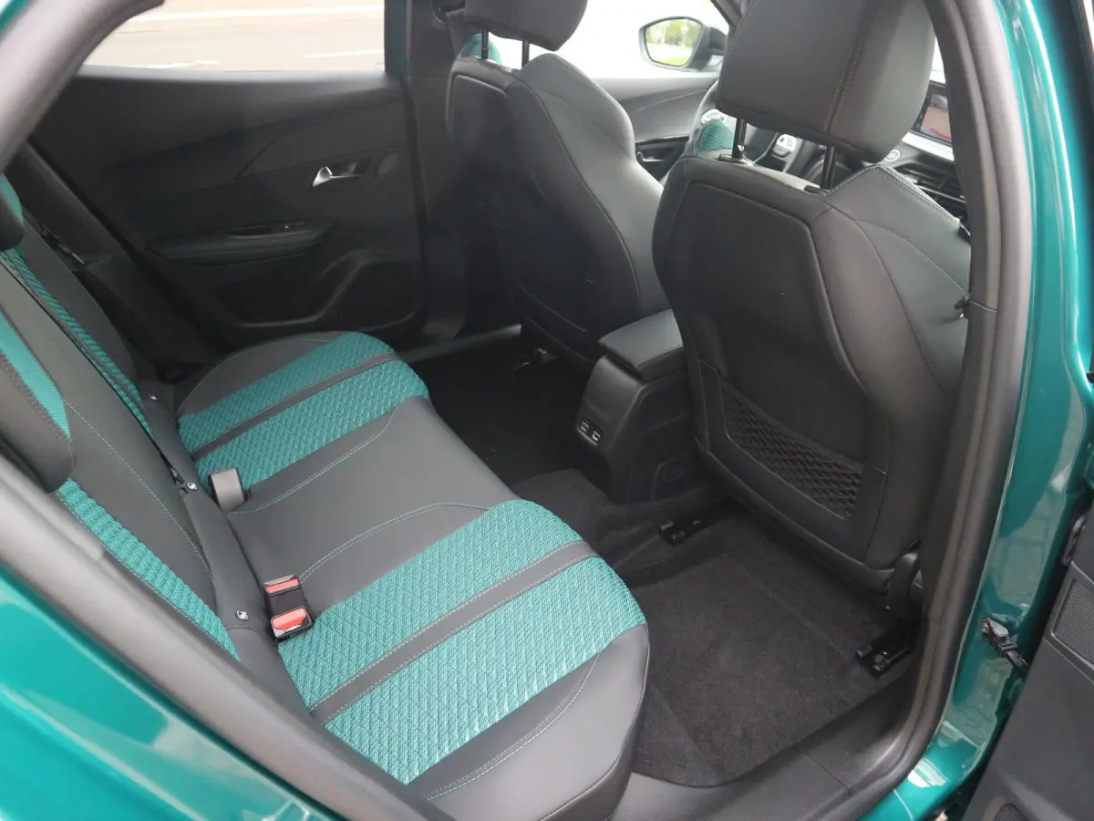 Envy EV 54kWh 156 Panoramisch schuifdak / Drive Assist Plus Pack / Cruise control /