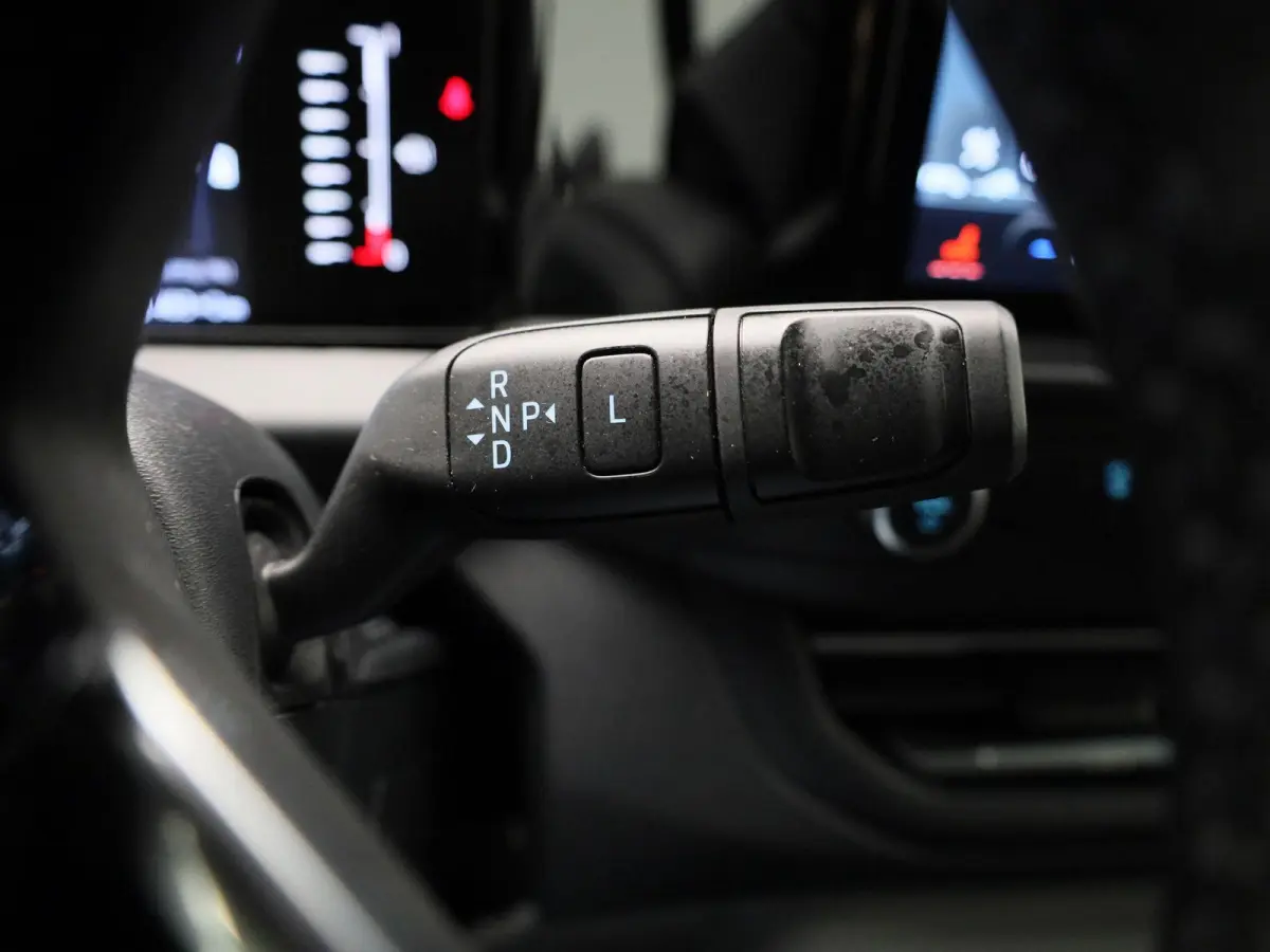 340 2.5 PHEV L2H1 Limited Aut. | 9-Pers. | Incl BTW en BPM | Navigatie | Apple carplay | Cruise |