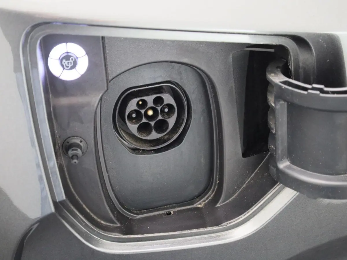 340 2.5 PHEV L2H1 Limited Aut. | 9-Pers. | Incl BTW en BPM | Navigatie | Apple carplay | Cruise |