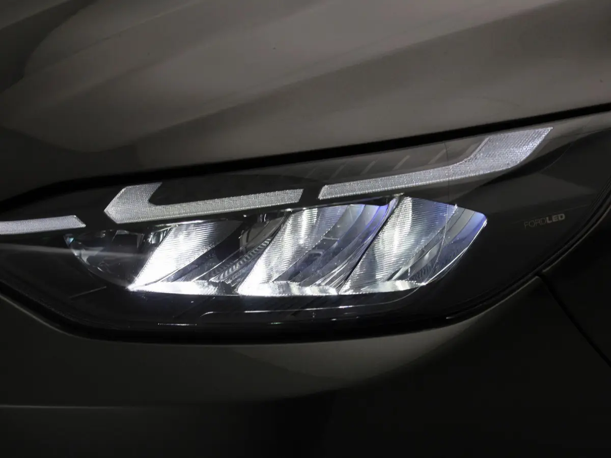 340 2.5 PHEV L2H1 Limited Aut. | 9-Pers. | Incl BTW en BPM | Navigatie | Apple carplay | Cruise |