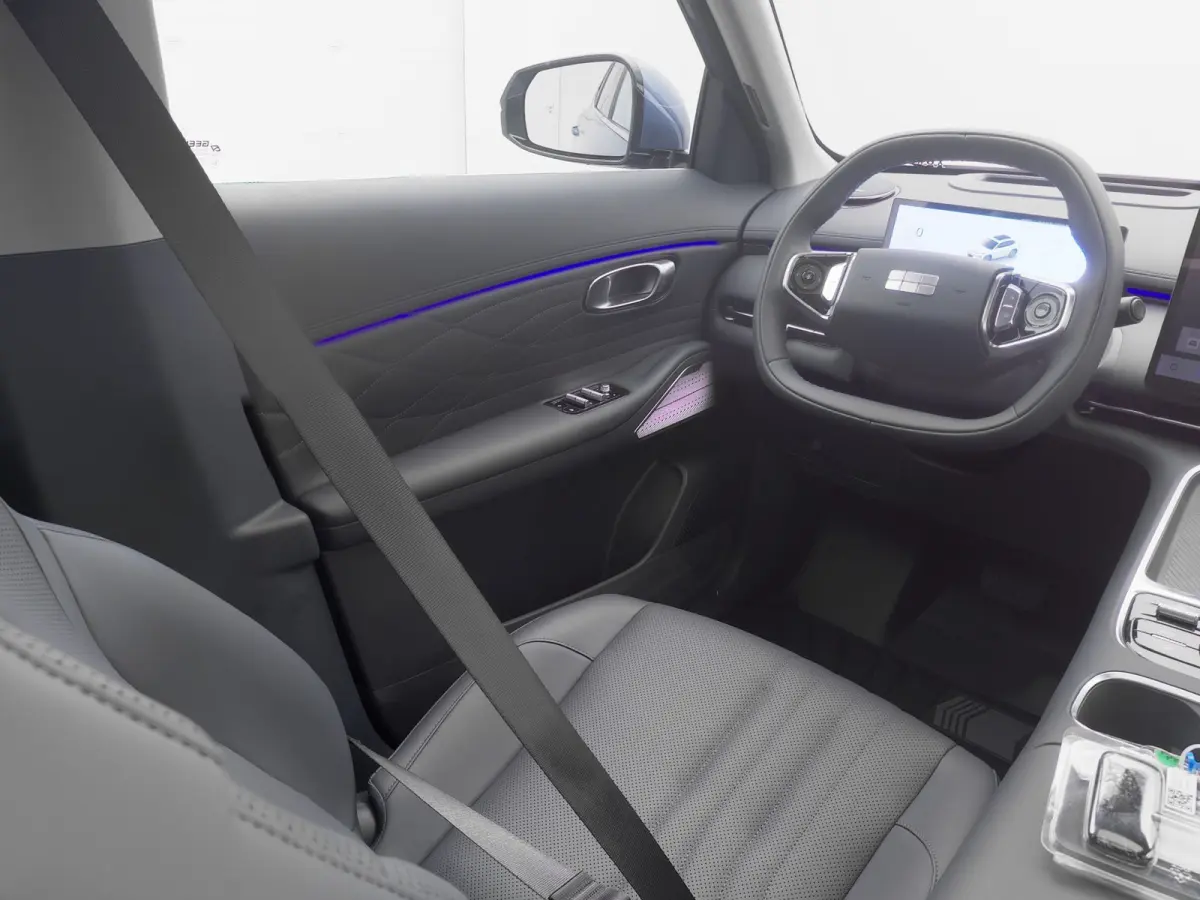 NEW | 1.5 Max+ | 18x BESCHIKBAAR | 136 KM ELEKTRISCH | PANO | HUD | ADAPTIVE | STOEL- EN STUURVERW. + VENT. + MASSAGE
