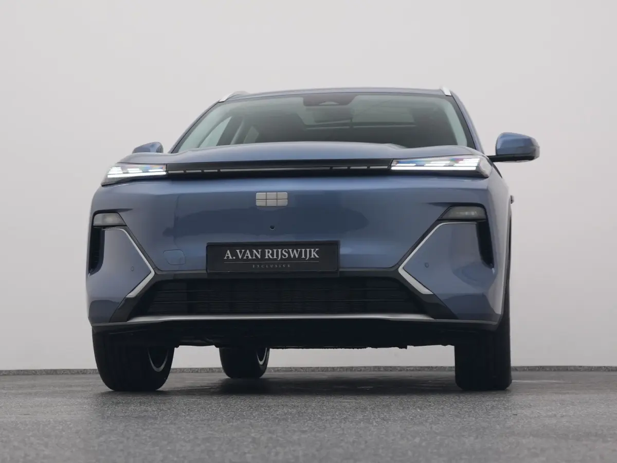 NEW | 1.5 Max+ | 18x BESCHIKBAAR | 136 KM ELEKTRISCH | PANO | HUD | ADAPTIVE | STOEL- EN STUURVERW. + VENT. + MASSAGE