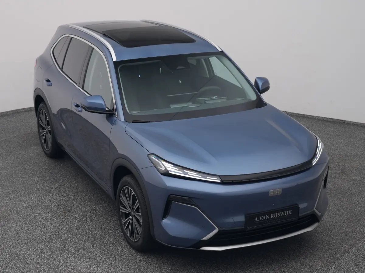 NEW | 1.5 Max+ | 18x BESCHIKBAAR | 136 KM ELEKTRISCH | PANO | HUD | ADAPTIVE | STOEL- EN STUURVERW. + VENT. + MASSAGE
