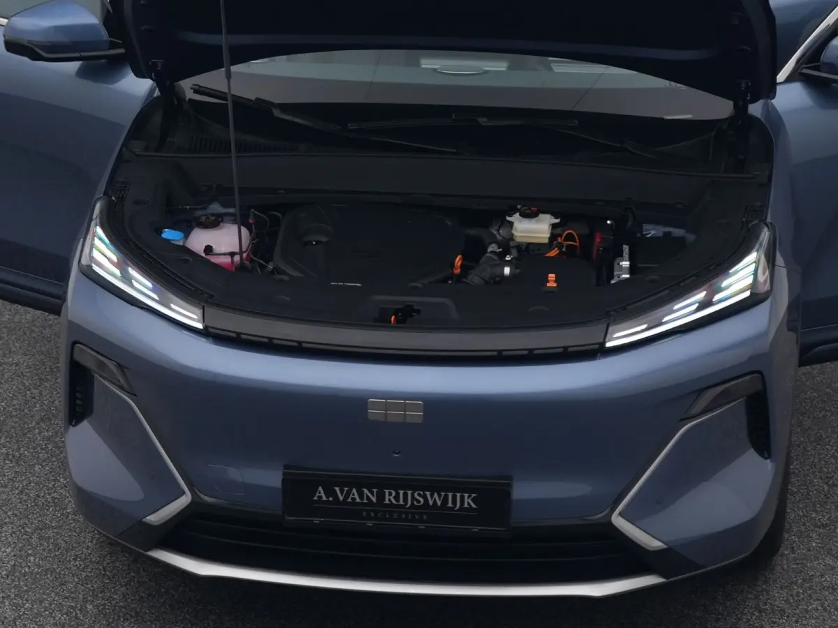 NEW | 1.5 Max+ | 18x BESCHIKBAAR | 136 KM ELEKTRISCH | PANO | HUD | ADAPTIVE | STOEL- EN STUURVERW. + VENT. + MASSAGE