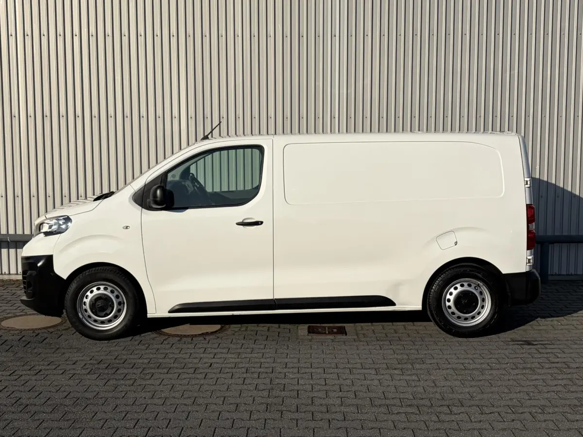 1.5 BlueHDI 100 Premium*HAAK*CRUISE*A/C*PDC*TEL*