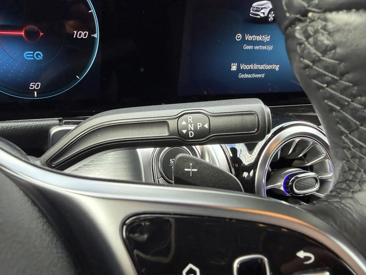 250 Luxury Line 67 kWh / 98,50% SoH / Camera / Sensoren / Keyless / Leder /