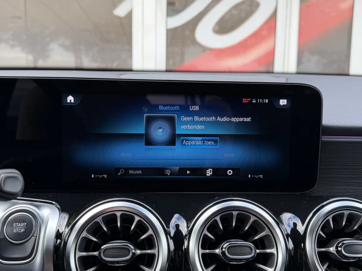 250 Luxury Line 67 kWh / 98,50% SoH / Camera / Sensoren / Keyless / Leder /