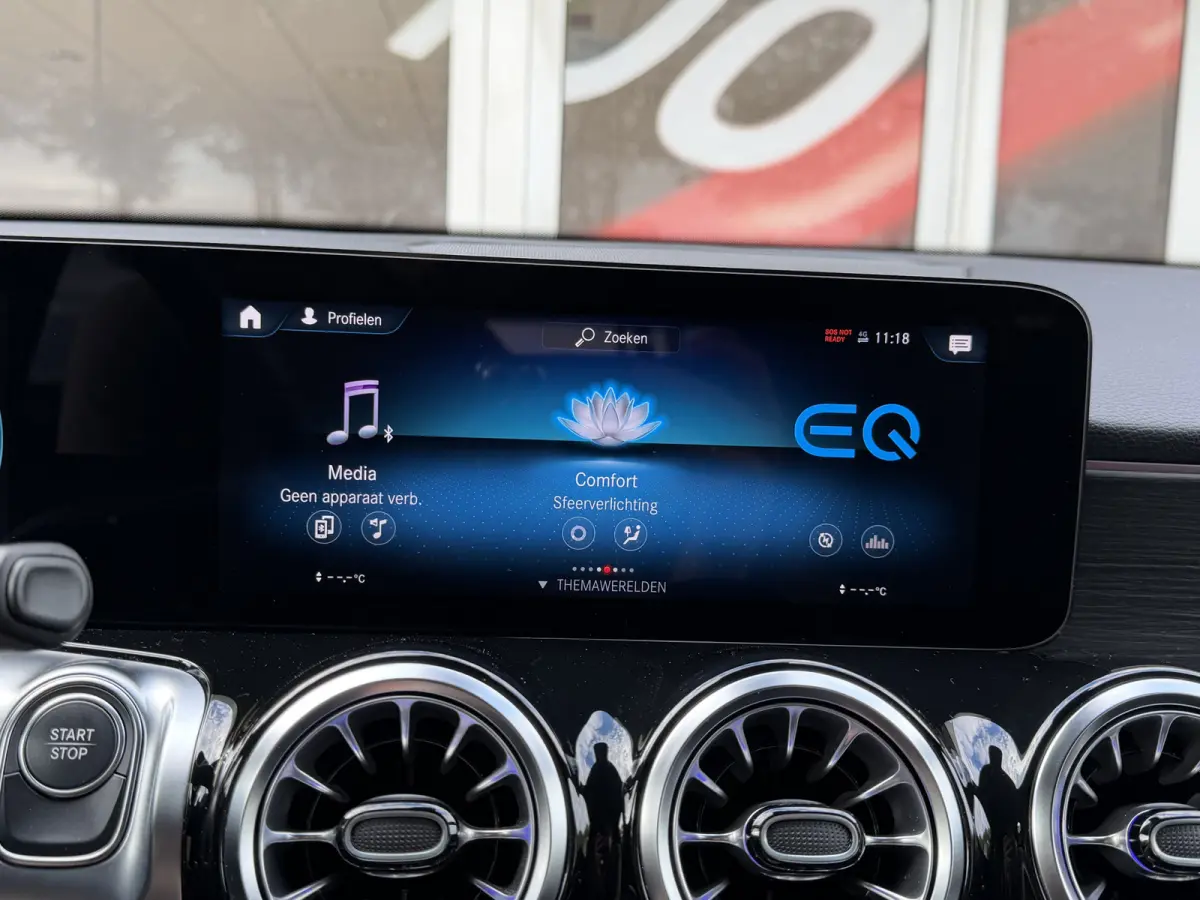 250 Luxury Line 67 kWh / 98,50% SoH / Camera / Sensoren / Keyless / Leder /
