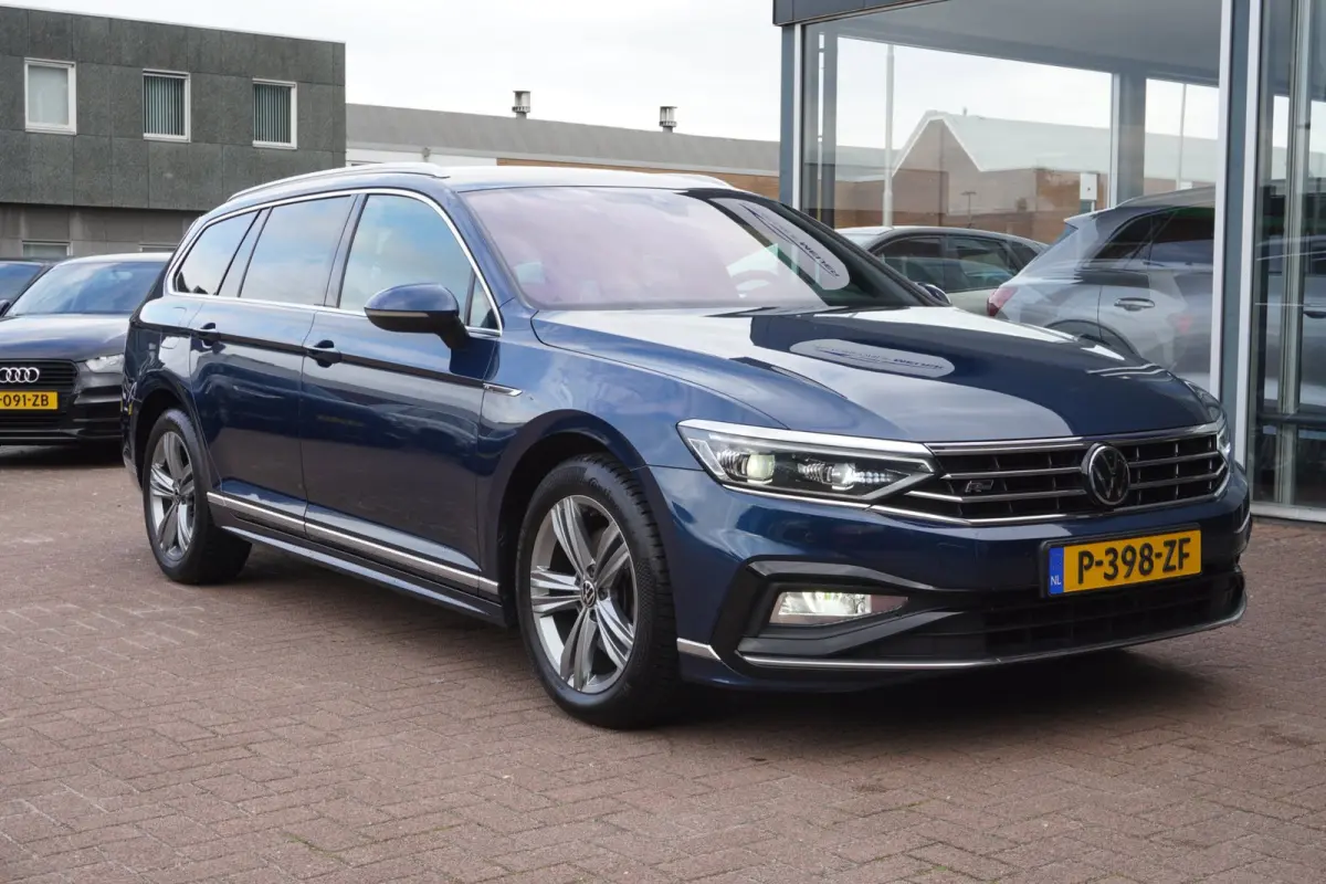 1.5 TSI R-Line Business + Automaat | Navigatie | Carplay | Vol opties | Dealerauto | Inruil mogelijk
