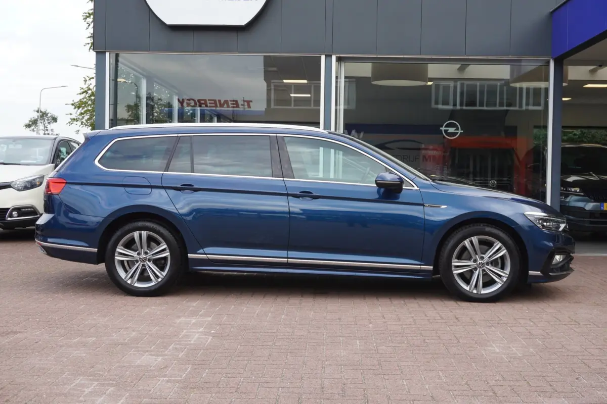 1.5 TSI R-Line Business + Automaat | Navigatie | Carplay | Vol opties | Dealerauto | Inruil mogelijk
