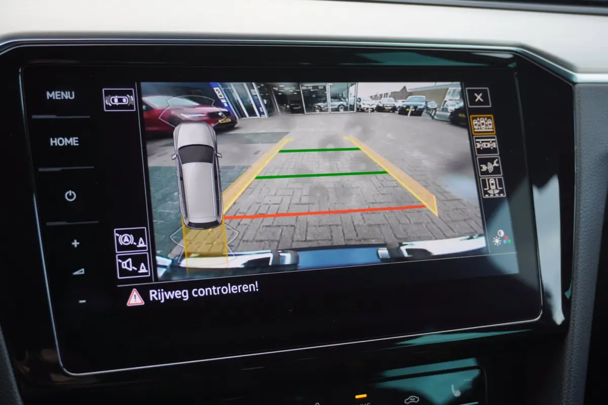 1.5 TSI R-Line Business + Automaat | Navigatie | Carplay | Vol opties | Dealerauto | Inruil mogelijk