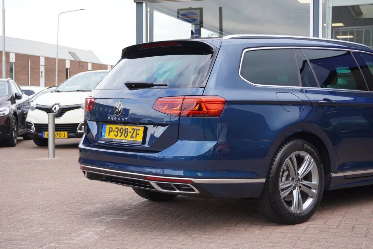 1.5 TSI R-Line Business + Automaat | Navigatie | Carplay | Vol opties | Dealerauto | Inruil mogelijk
