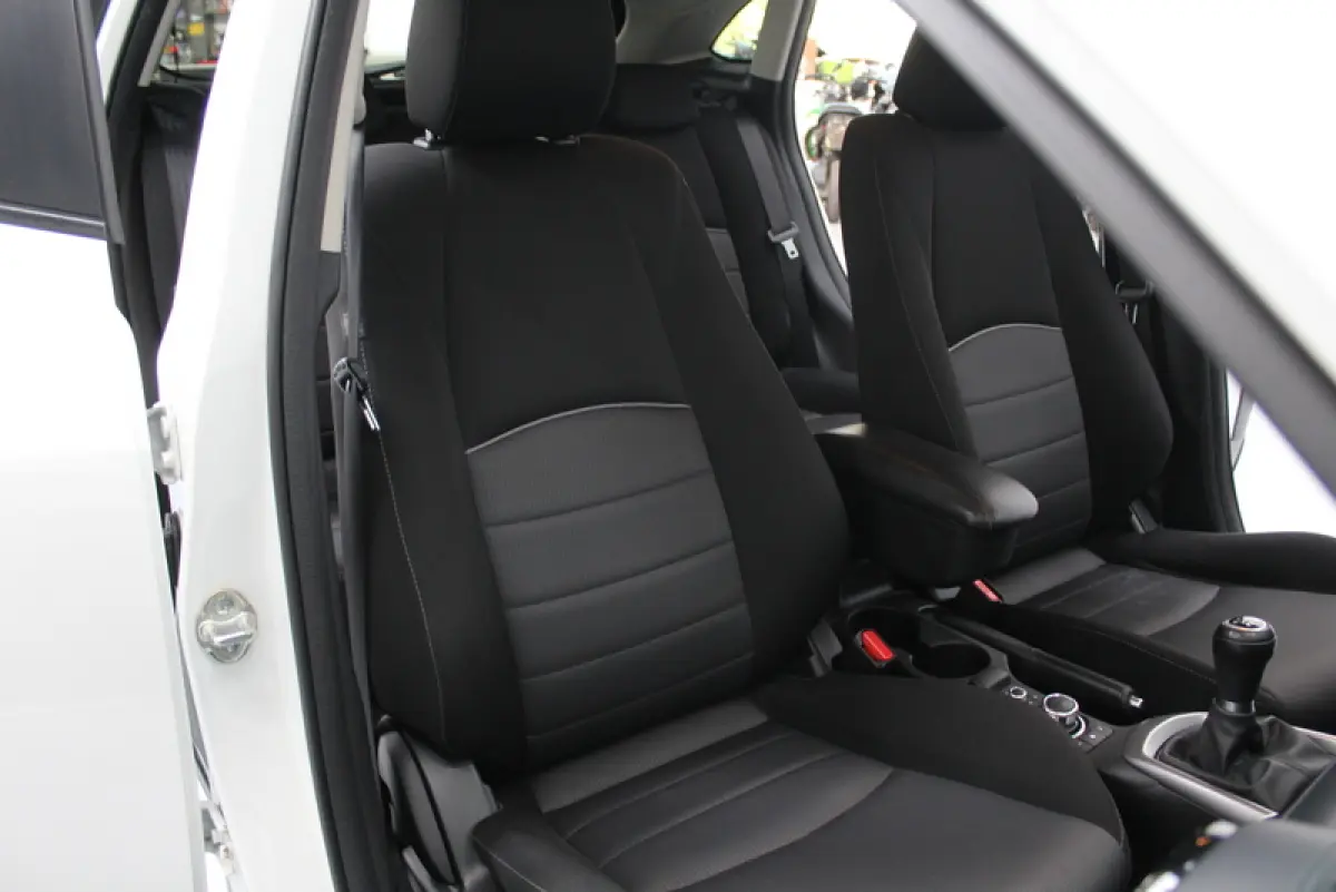 2.0 SkyActiv-G 120 Dynamic 120PK, NAVIGATIE | CRUISE | PARK.SENSOREN | VERWARMDE STOELEN