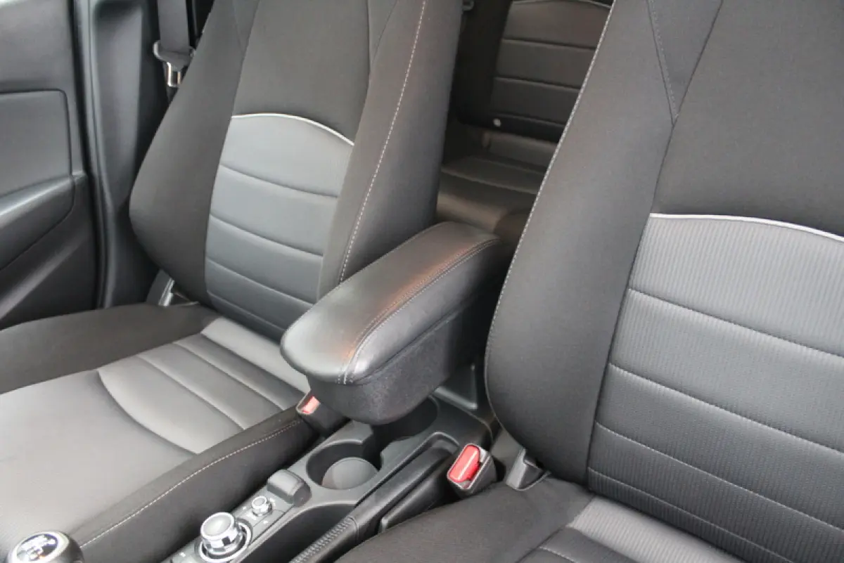 2.0 SkyActiv-G 120 Dynamic 120PK, NAVIGATIE | CRUISE | PARK.SENSOREN | VERWARMDE STOELEN