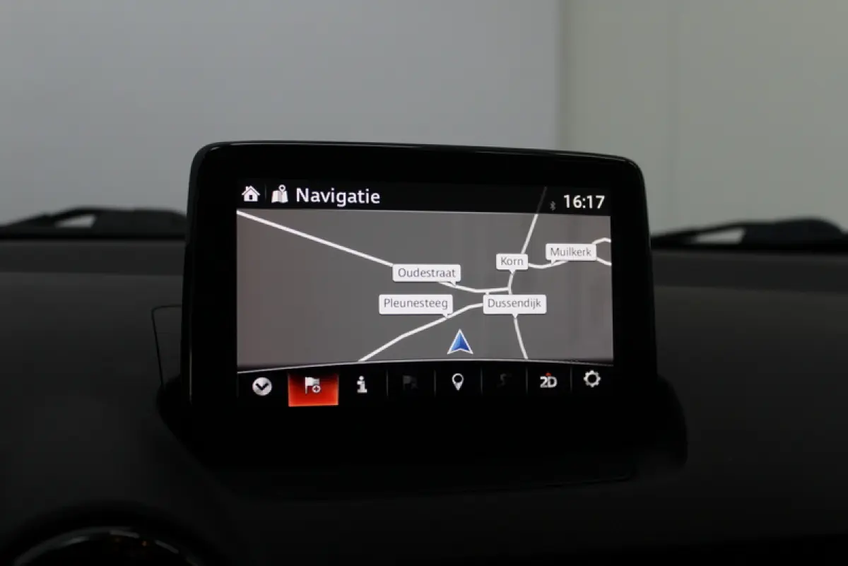 2.0 SkyActiv-G 120 Dynamic 120PK, NAVIGATIE | CRUISE | PARK.SENSOREN | VERWARMDE STOELEN