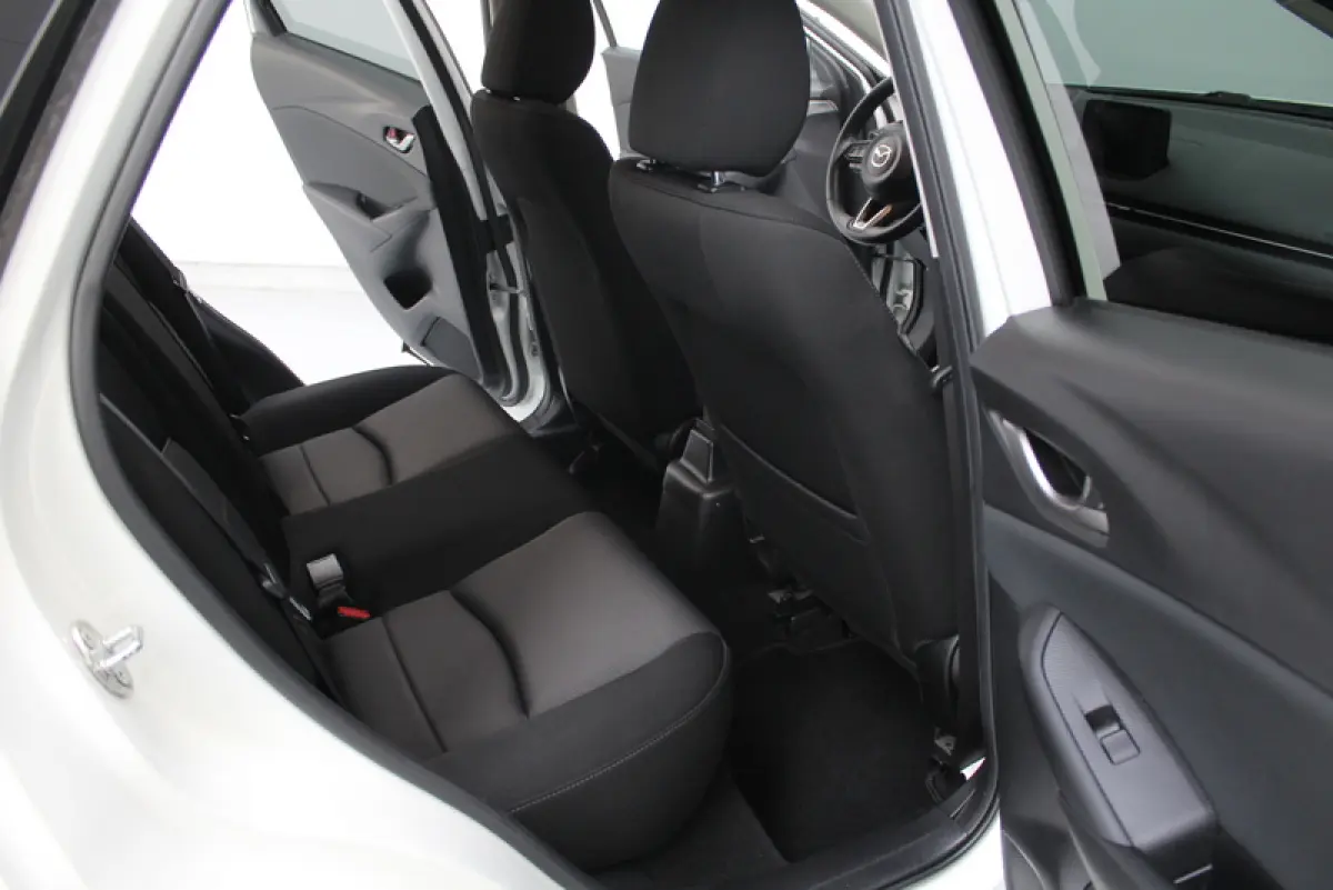 2.0 SkyActiv-G 120 Dynamic 120PK, NAVIGATIE | CRUISE | PARK.SENSOREN | VERWARMDE STOELEN