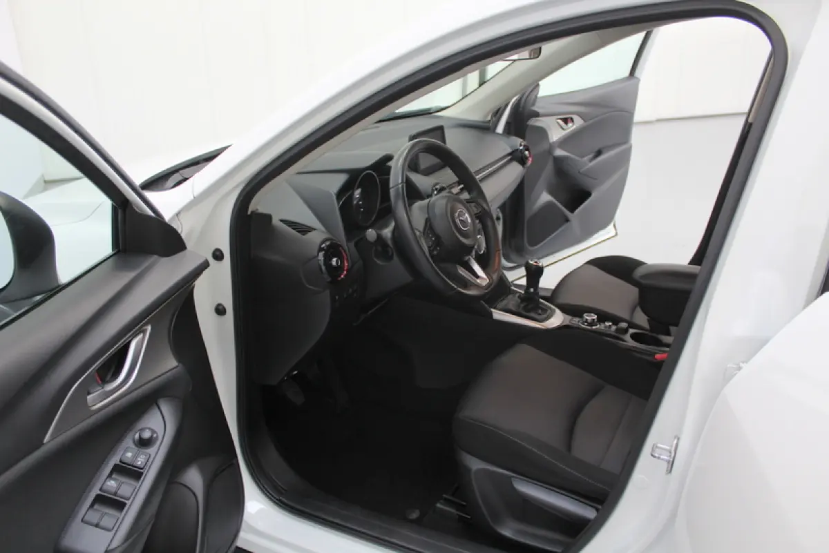 2.0 SkyActiv-G 120 Dynamic 120PK, NAVIGATIE | CRUISE | PARK.SENSOREN | VERWARMDE STOELEN