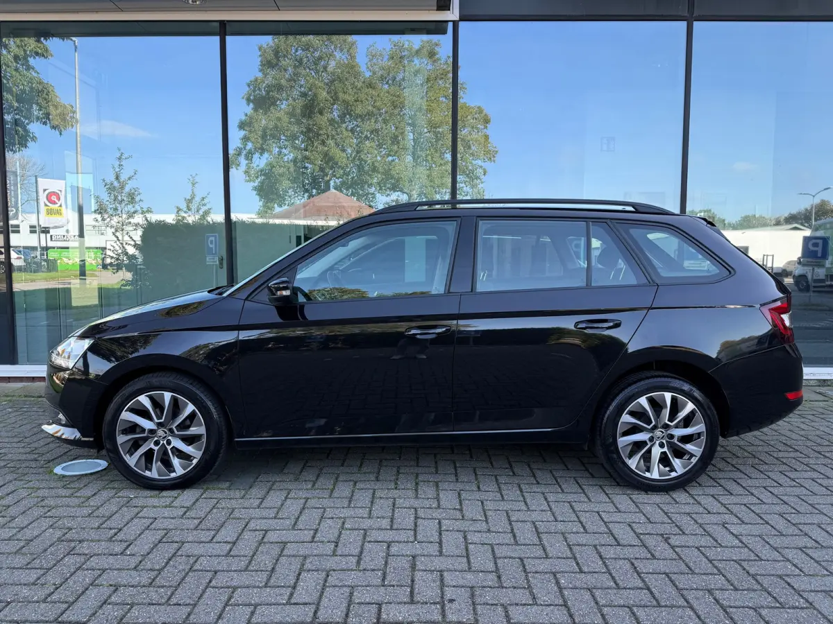 1.0 TSI Business Edition - Climate - Navi - Parkeerhulp - Org.NL