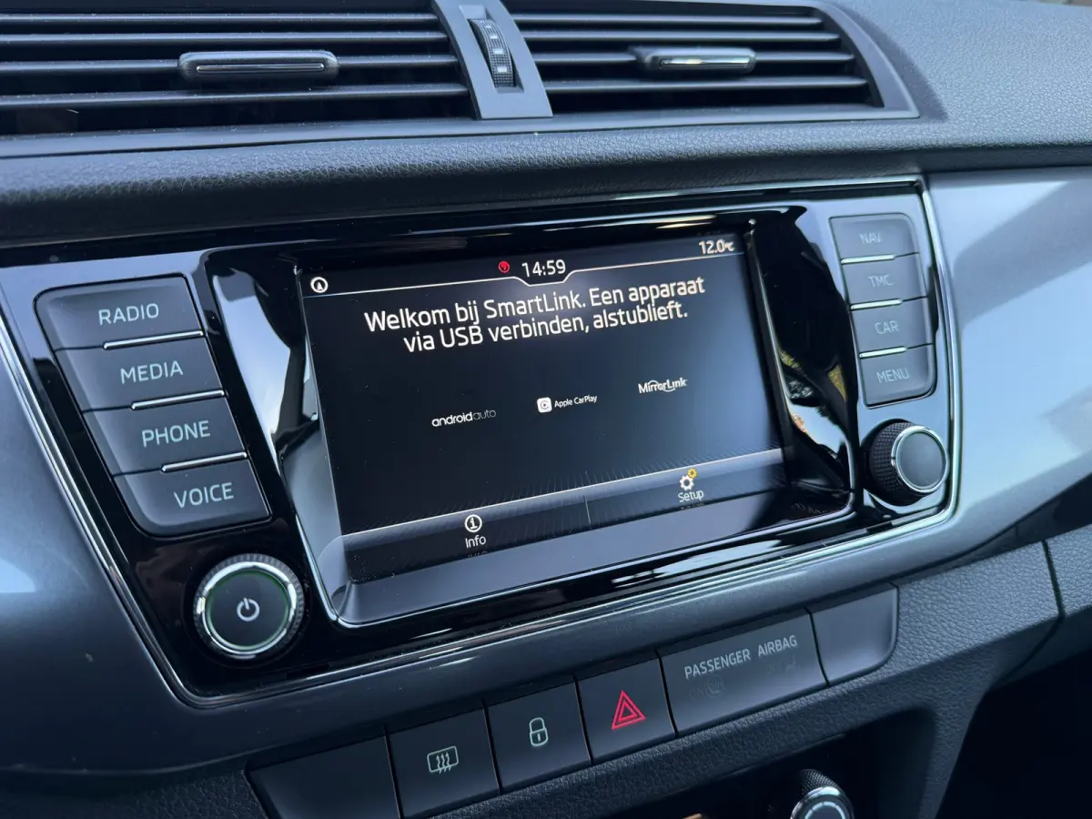 1.0 TSI Business Edition - Climate - Navi - Parkeerhulp - Org.NL
