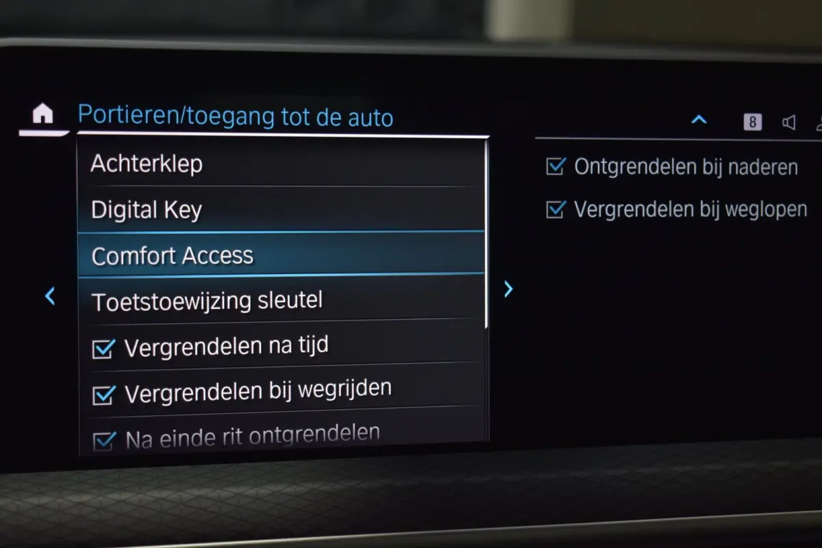 XDrive30e M-Sport 292pk | TREKHAAK | LASERLIGHT | PANODAK