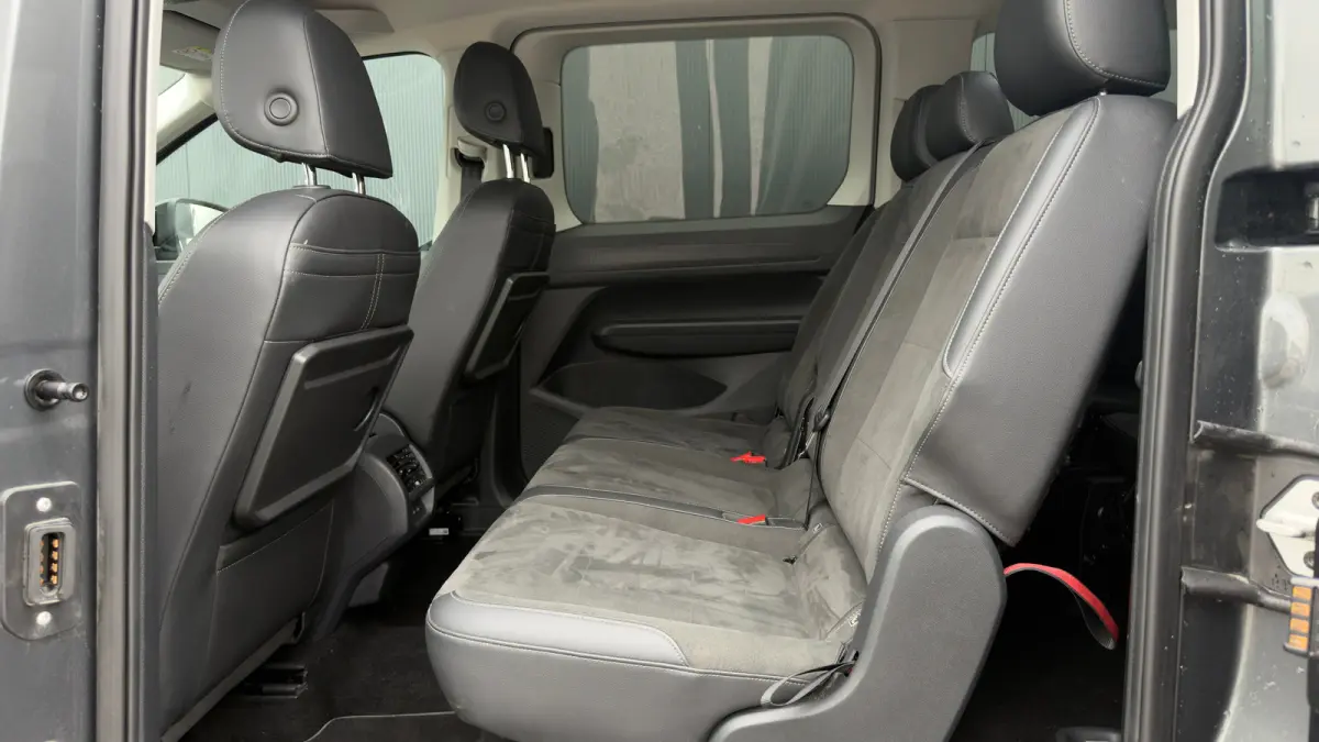 Maxi 1.5 TSI Hybride Style | Trekhaak voorbereiding 1400 kg | Led | 7- persoons | 4 Seizoenen Banden