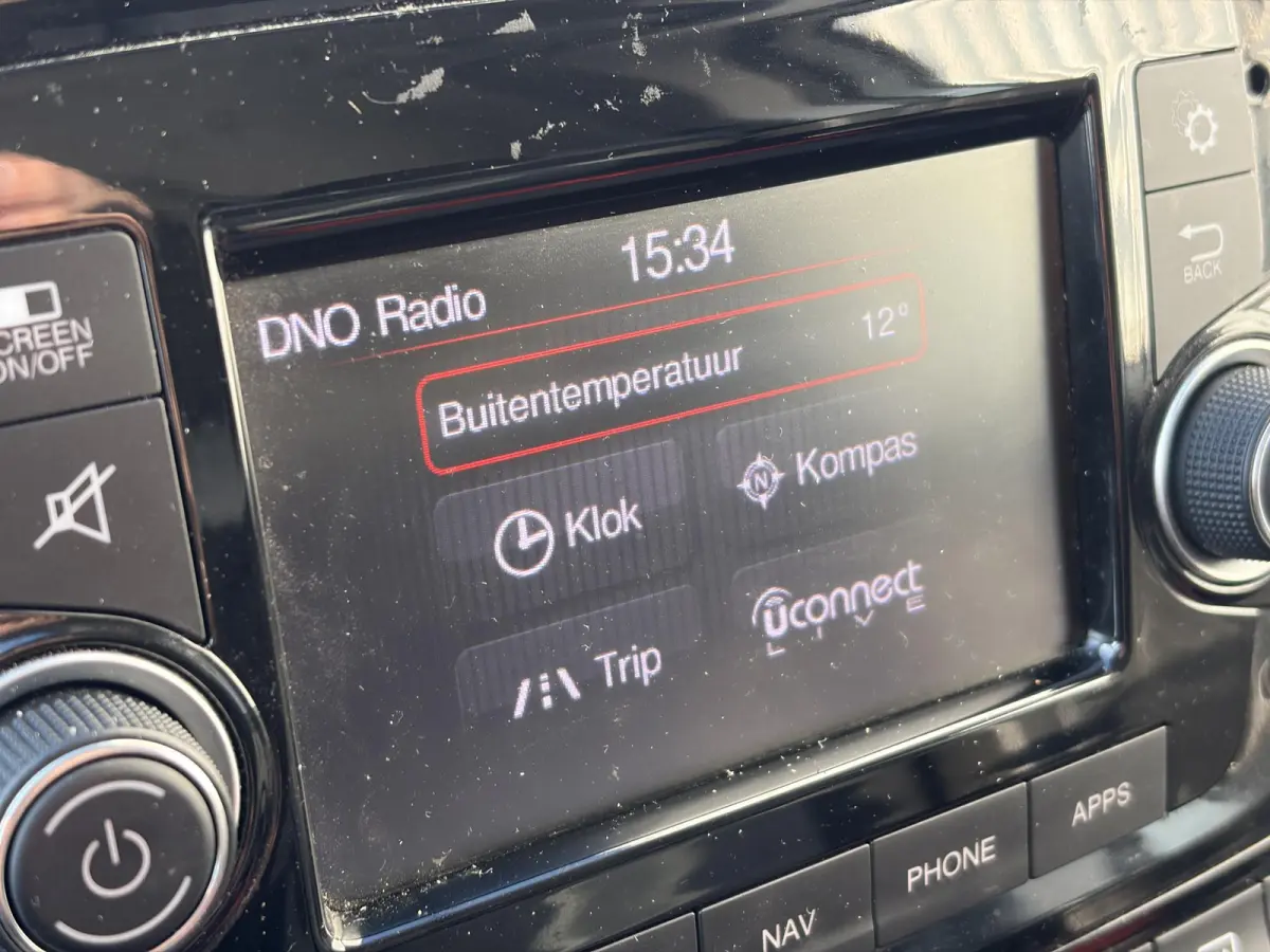 1.6 MJ L1H1*NAVI*CRUISE*A/C*TEL*PDC*3-PERSONEN*