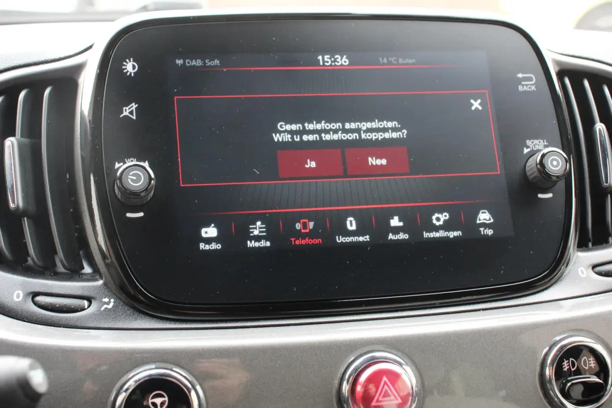 1.0 Hybrid Dolcevita Lederen Bekleding Cruise Control Climate Control Parkeersensoren Achter DAB Lichtmetalen Velgen