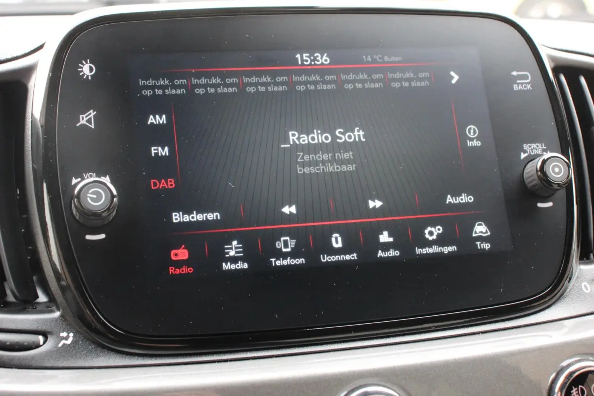 1.0 Hybrid Dolcevita Lederen Bekleding Cruise Control Climate Control Parkeersensoren Achter DAB Lichtmetalen Velgen