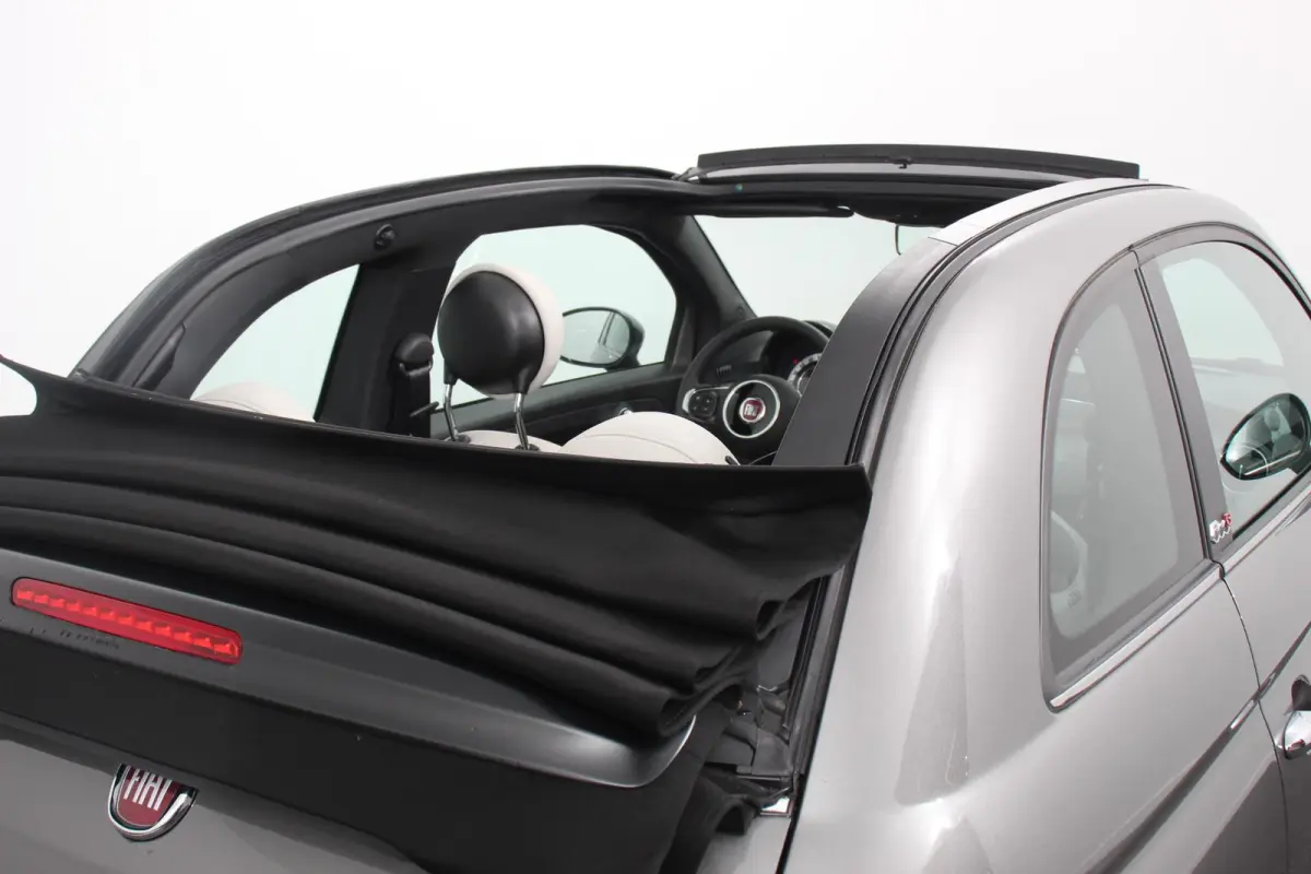 1.0 Hybrid Dolcevita Lederen Bekleding Cruise Control Climate Control Parkeersensoren Achter DAB Lichtmetalen Velgen