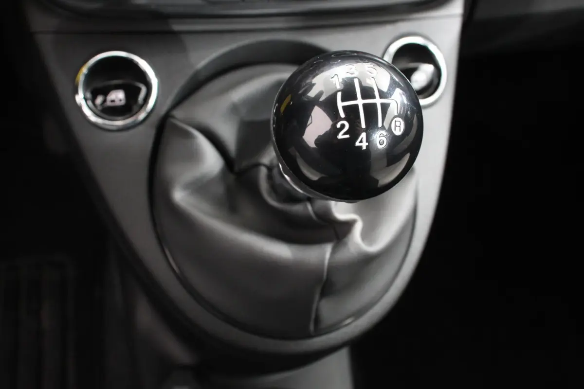 1.0 Hybrid Dolcevita Lederen Bekleding Cruise Control Climate Control Parkeersensoren Achter DAB Lichtmetalen Velgen
