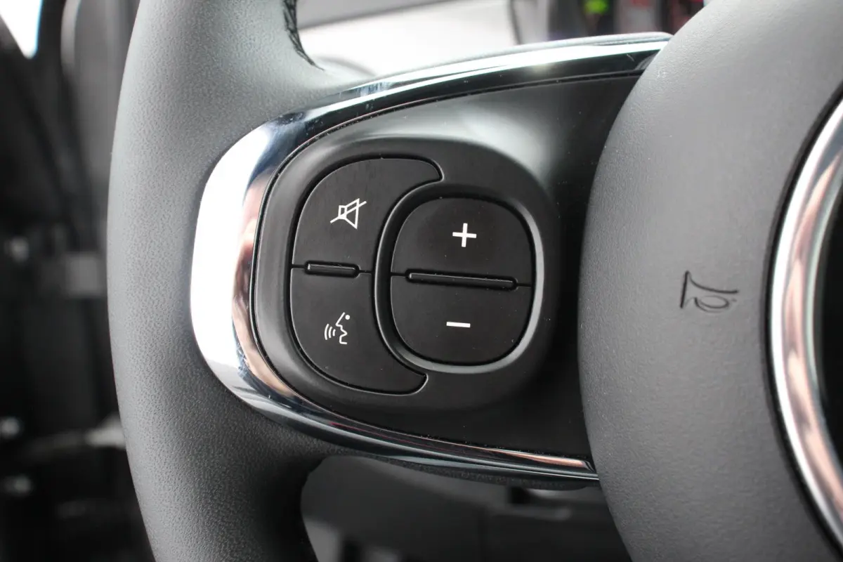 1.0 Hybrid Dolcevita Lederen Bekleding Cruise Control Climate Control Parkeersensoren Achter DAB Lichtmetalen Velgen