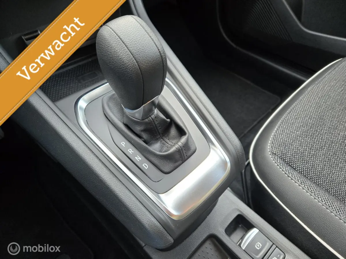 1.3 TCe 140 Intens Mild Hybrid Automaat